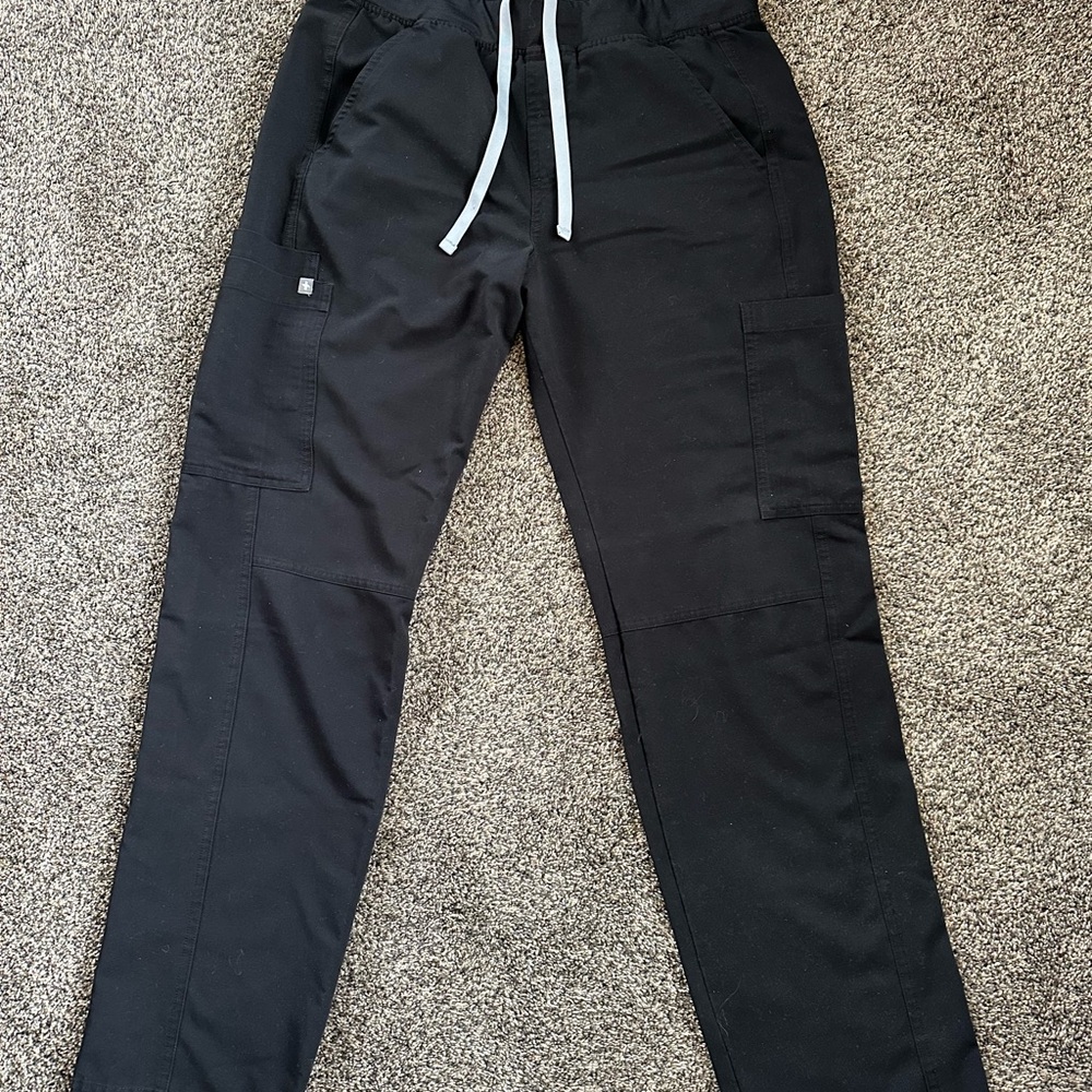 Figs Men's Cargo Pants in Black with Light Gray Drawstring